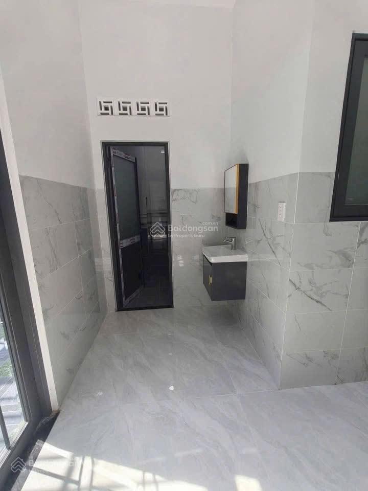 Bán nhà 6x20m, giá 790 triệu ngay quốc lộ 50, tp hcm