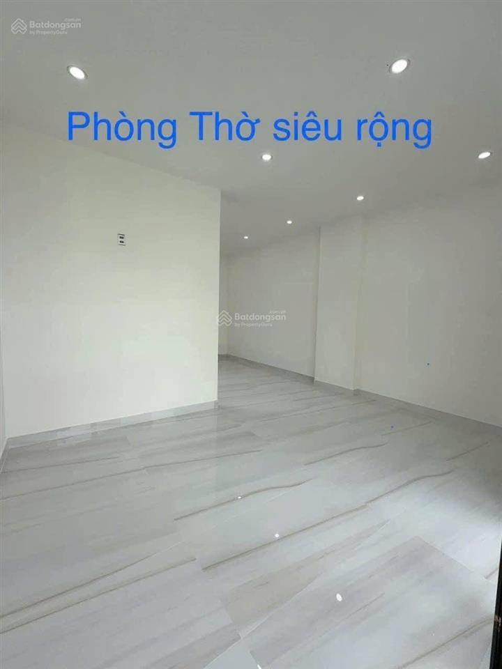 Bán nhà giá ngay bến xe quận 8 , đang cho thuê 20 triệu/tháng