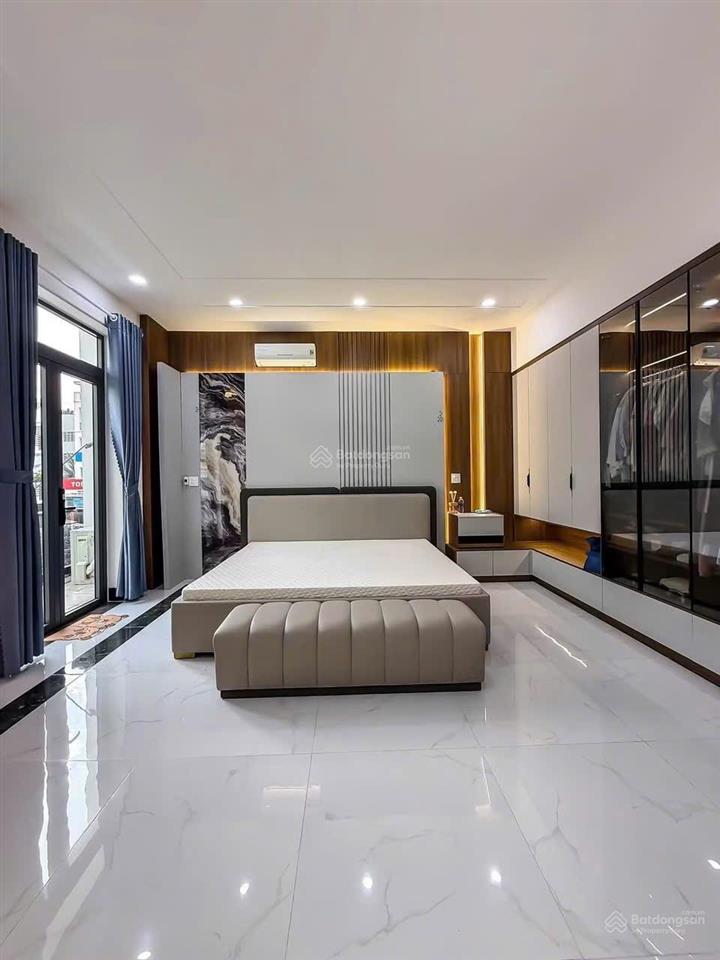 Nhà 2 lầu 5x20 giá 790 triệu , sát bên bến xe quận8  đường tạ quang bửu q8 , tp hcm