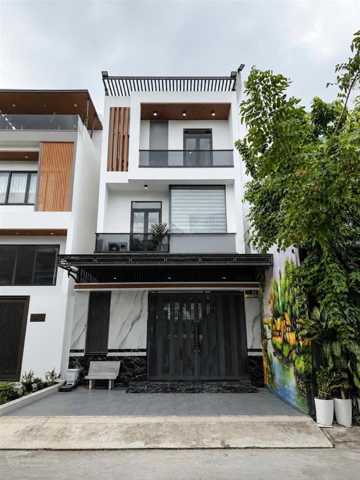 Nhà 2 lầu 5x20 giá 790 triệu , sát bên bến xe quận8  đường tạ quang bửu q8 , tp hcm