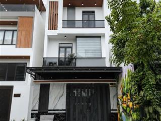 Nhà 2 lầu 5x20 giá 790 triệu , sát bên bến xe quận8  đường tạ quang bửu q8 , tp hcm