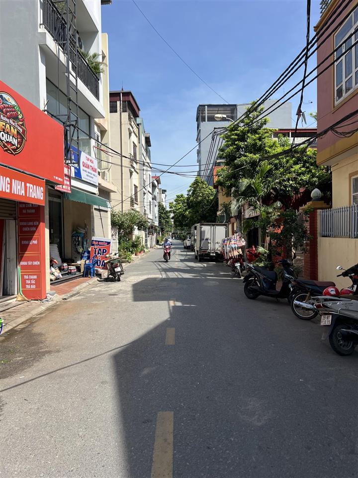 Tiêu đề
mảnh đất gia quất 121m đường ô tô tránh chỉ giá 20.6 tỷ