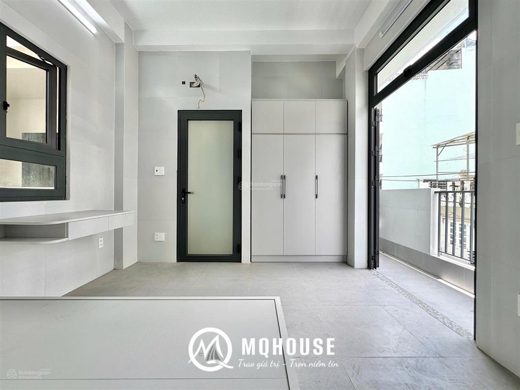 Cho thuê căn hộ studio ban công mới 100% gần đầm sen  đh văn hiến