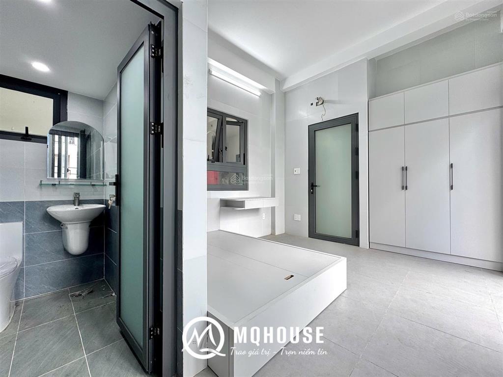 Cho thuê căn hộ studio ban công mới 100% gần đầm sen  đh văn hiến