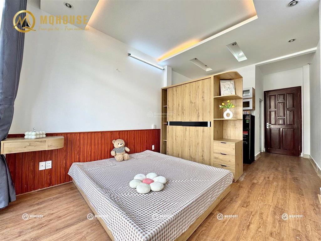 Căn hộ studio ban công cực thoáng gần ngã tư bảy hiền full nội thất từ a đến z