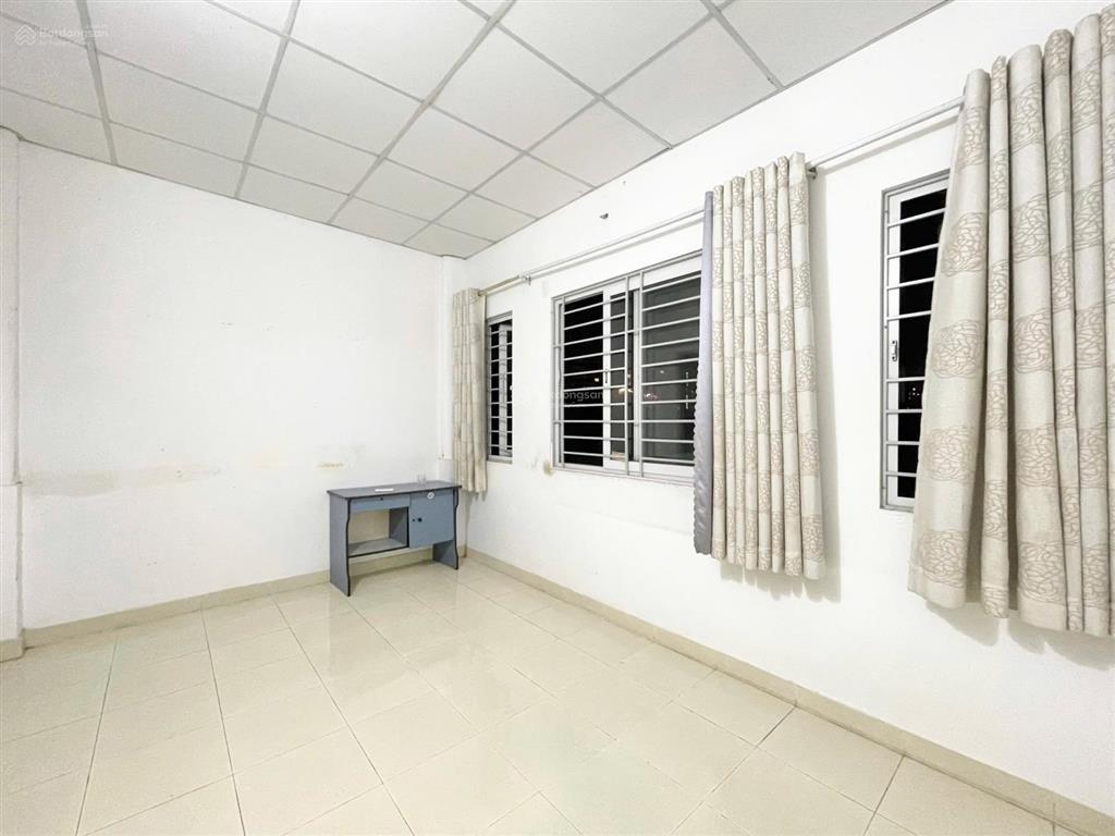 Cho thuê phòng có ban công, cửa sổ đón gió cực thoáng gần bệnh viện từ dũ, nguyễn cư trinh
