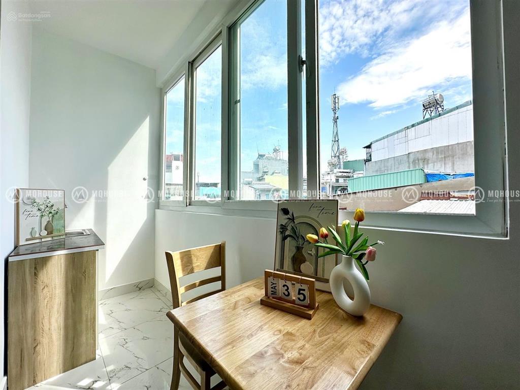 Cho thuê căn hộ studio cửa sổ thoáng, full nội thất ngay chợ phạm văn hai tân bình