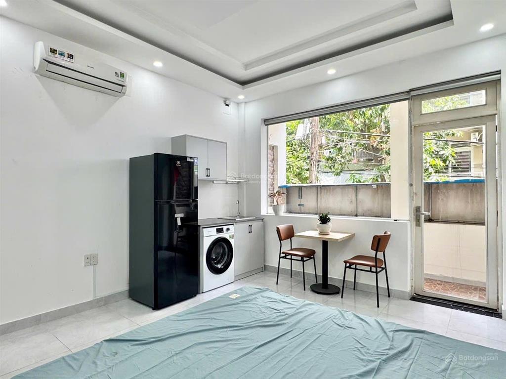Căn hộ studio ban công 30m2 có máy giặt riêng full nội thất ngay khu bàu cát