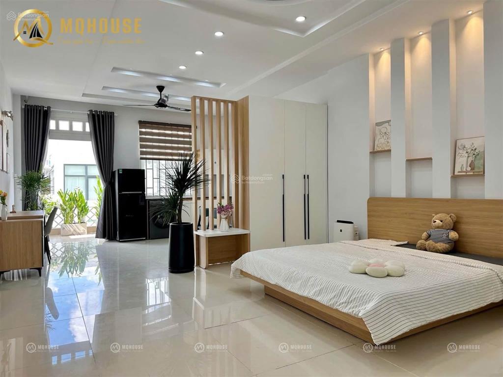 Căn hộ studio ban công cực thoáng  full nội thất cao cấp ngay khu k300  lottemart tân bình