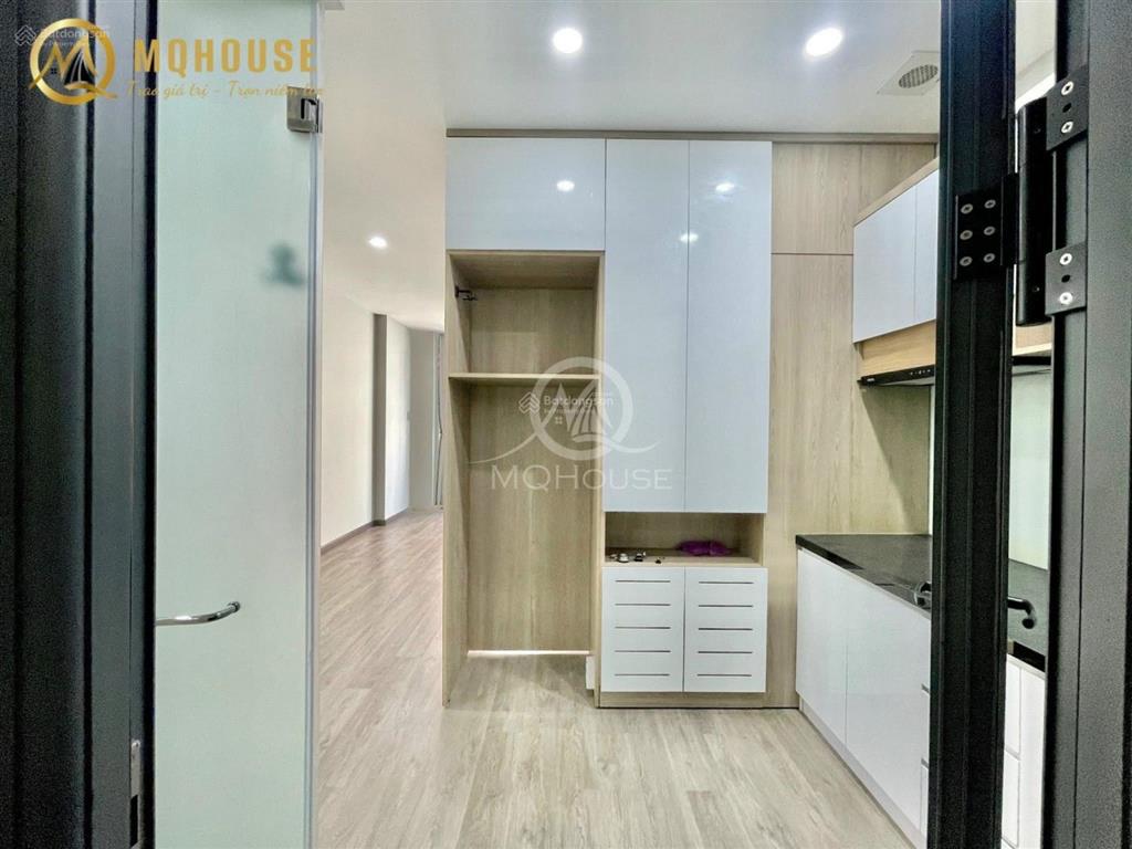 Cho thuê căn hộ studio ban công cao cấp ngay trường chinh  bàu cát tân bình