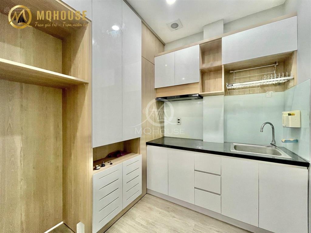 Cho thuê căn hộ studio ban công cao cấp ngay trường chinh  bàu cát tân bình