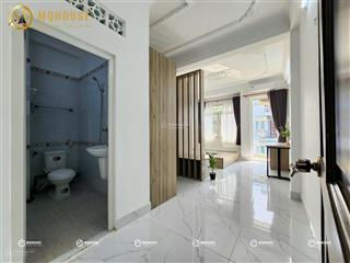 Cho thuê căn hộ ban công, cửa sổ ngay đầm sen  hòa bình tân phú full nội thất từ a đến z