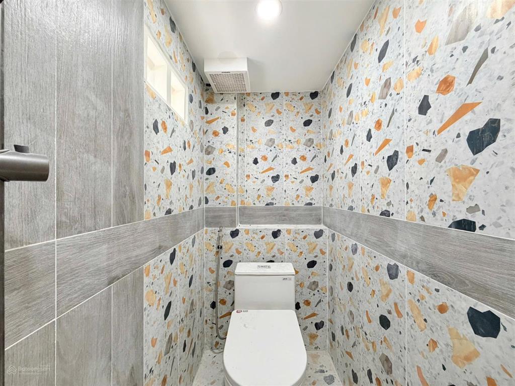 Cho thuê căn hộ duplex ban công, thang máy, bảo vệ 24/7 gần cv lê thị riêng