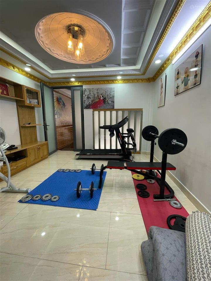 Bán nhà đẹp hẻm xe hơi cống lở, p.15, tân bình 63m 1 trệt 4 lầu .giá chỉ 10 tỷ thương lượng