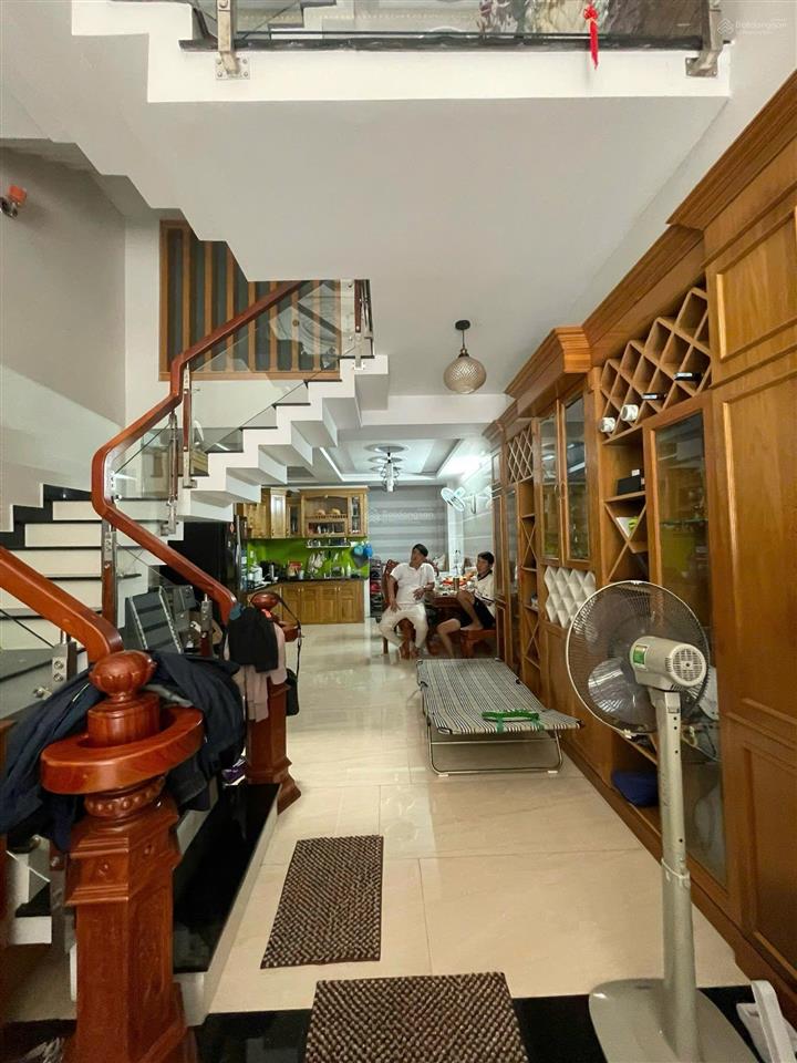 Bán nhà đẹp hẻm xe hơi cống lở, p.15, tân bình 63m 1 trệt 4 lầu .giá chỉ 10 tỷ thương lượng