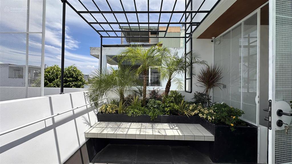 Bán nhà riêng tại trung mỹ tây 17, 86.5m2, 2pn, 3wc, 3 tầng. thiết kế độc đáo
