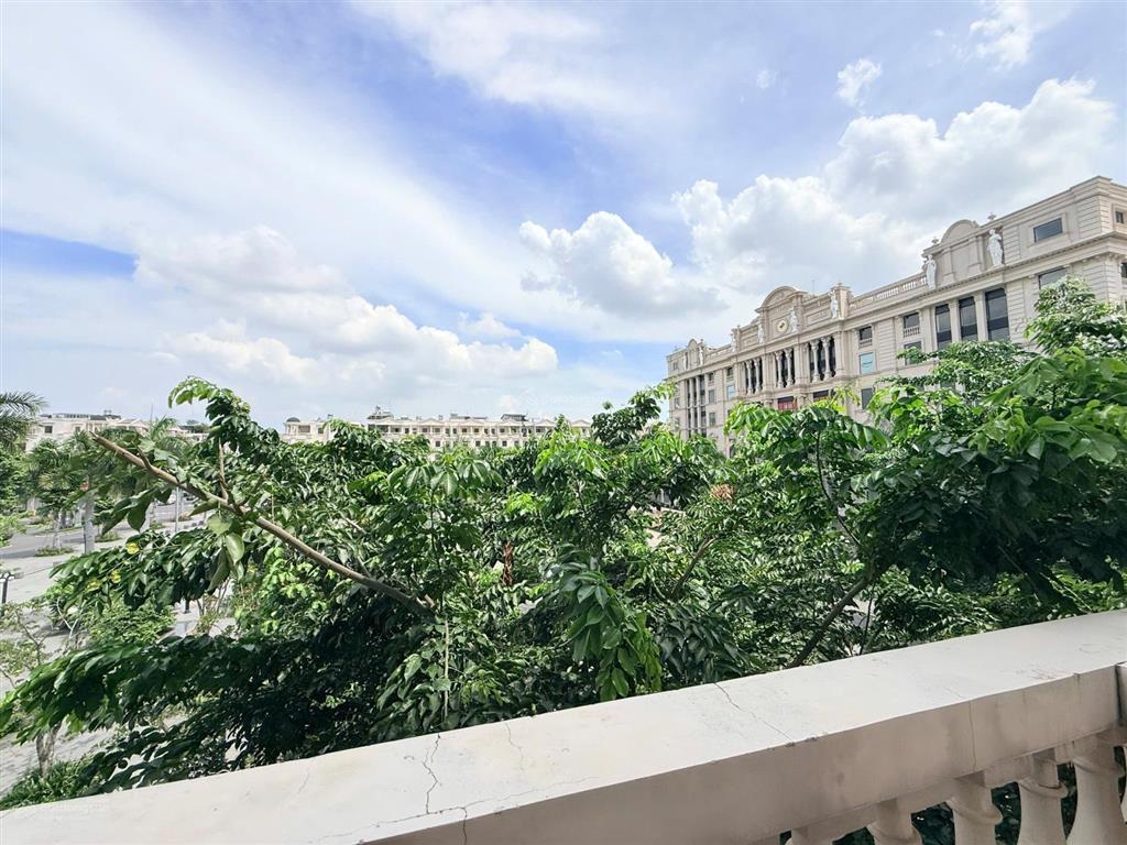 Cho thuê căn hộ 1pn tách bếp có thang máy ở liền cityland park hills p10 8,5tr/tháng