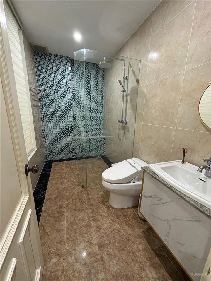Cho thuê nhà phố có hầm cityland park hills full nội thất. nhà đẹp giá chỉ 50tr/th. vị trí cực đẹp