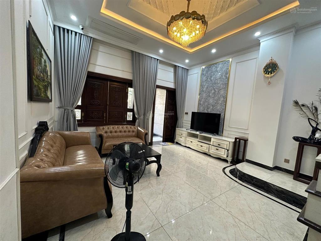 Cho thuê nhà phố có hầm cityland park hills full nội thất. nhà đẹp giá chỉ 50tr/th. vị trí cực đẹp