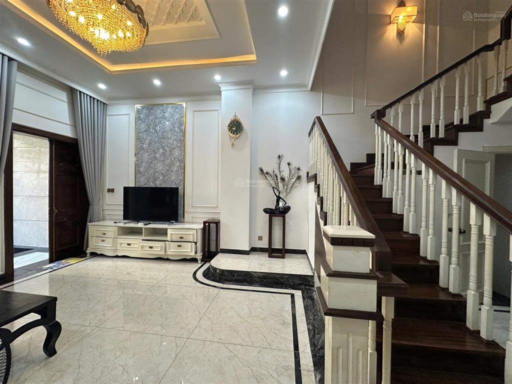 Cho thuê nhà phố có hầm cityland park hills full nội thất. nhà đẹp giá chỉ 50tr/th. vị trí cực đẹp