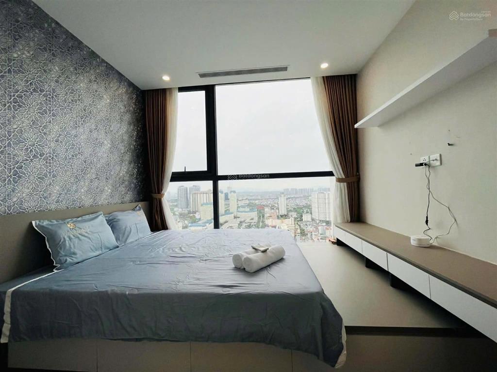 Em trường cho thuê căn hộ 2n 70m²  nội thất đẹp  sẵn nhà. và có nhiều lựa chọn khác.