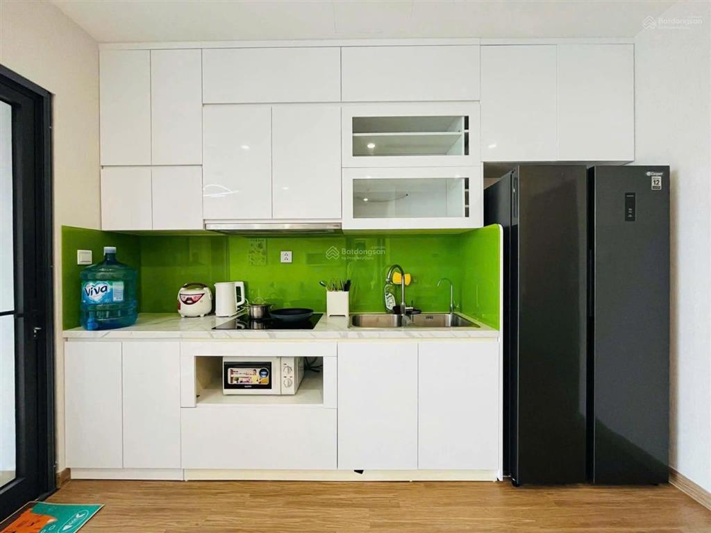 Em trường cho thuê căn hộ 2n 70m²  nội thất đẹp  sẵn nhà. và có nhiều lựa chọn khác.