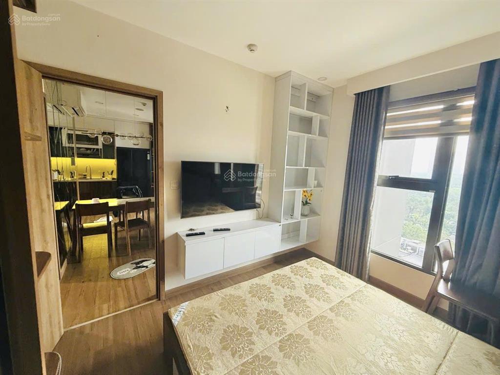 Giá tốt nhất thị trường cho loại căn hộ view biệt thự đảo xanh mướt.