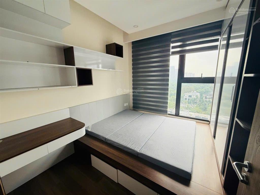 Giá tốt nhất thị trường cho loại căn hộ view biệt thự đảo xanh mướt.