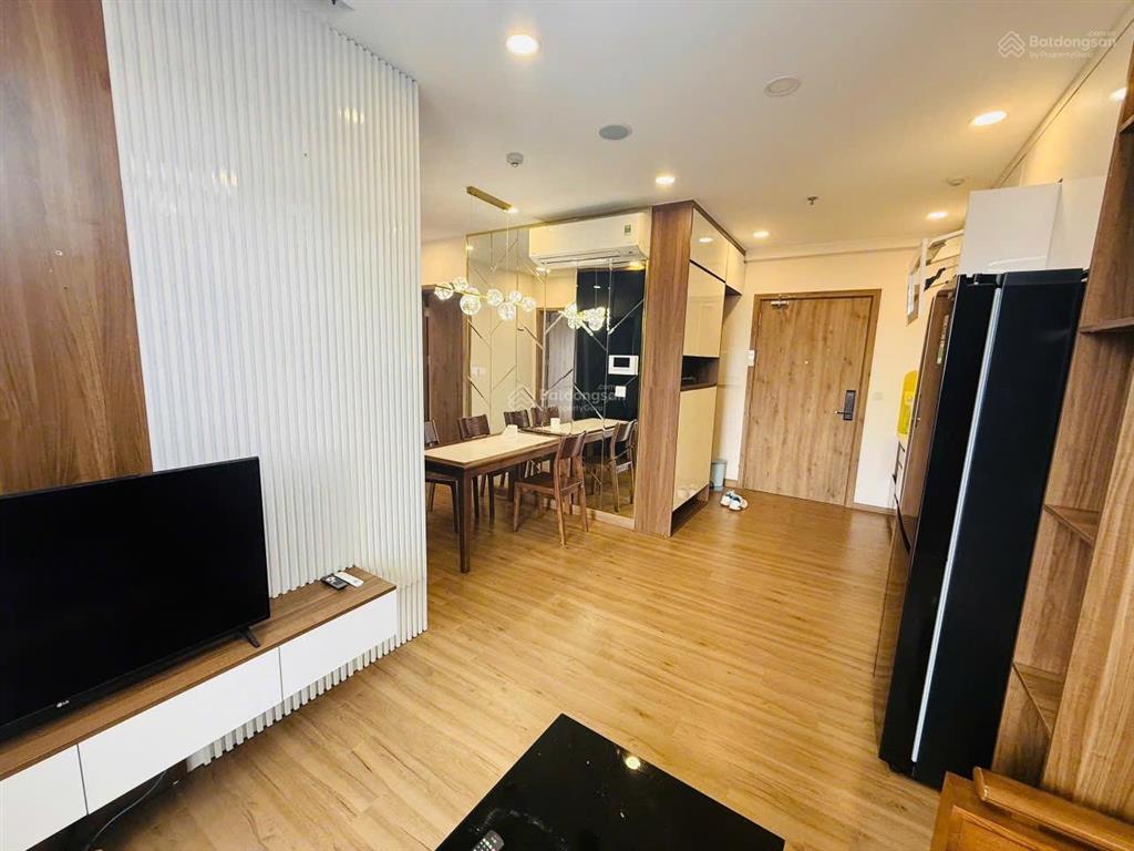 Giá tốt nhất thị trường cho loại căn hộ view biệt thự đảo xanh mướt.