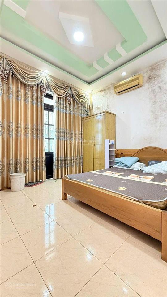 Nhà đẹp dt 4x18m 1 trệt 3 lầu 4pn p.thờ 5wc s.thượng đường nhựa 7m tân chánh hiệp 3, q12, 6,1tỷ