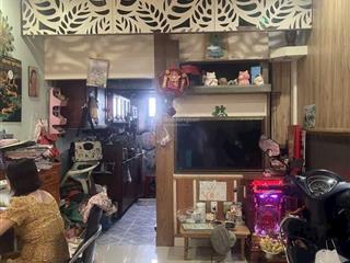 Nhà đẹp sc dt 3x8m trệt 1 lầu 3pn 2wc b.công rộng 3/ ngắn đặng thúc vịnh hm giáp q12 hcm, 950tr tl