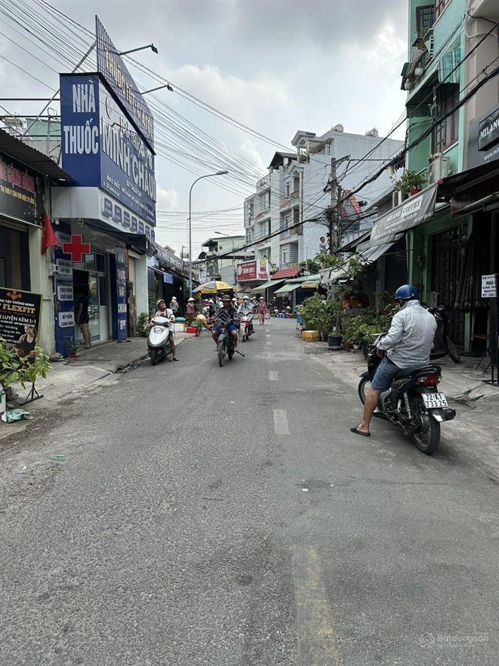 Nhà đẹpmt nhựa 12m dt 3,5x9,5m trệt 2lầu 4pn3wc nguyễn thị thơi hiệp thành q12, ở và kd tốt, 2,65tỷ