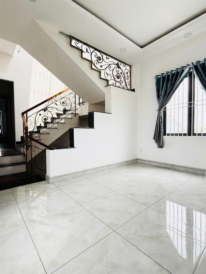 Nhà đẹp mt dt 4x28m trệt+ lửng 3lầu 5pn p.thờ 4wc sân thượng trước sau xuân thới thượng hm hcm, 7tỷ