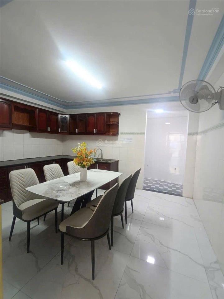 Nhà đẹp 4,5x16m 1trệt + lửng 1lầu 3pn rộng 4wc sân thượng trước + sau hxh trung mỹ tây q12, 5,5tỷ