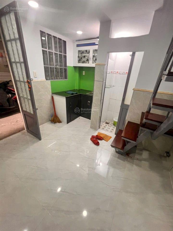 Nhà nhỏ xinh shc dt 3,6x4m đúc trệt 1 lầu hẻm 2,5m cách 10m ra mt ht 43 tân thới hiệp q12, 580tr