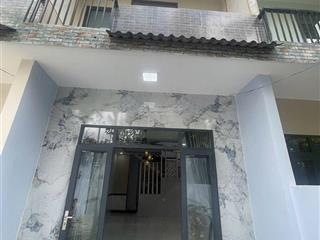 Nhà đẹp shc dt 4x17m đúc kiên cố 1 trệt 1 lầu 2pn 2wc s.phơi, hẻm 5m xh vào nhà bình mỹ hcm, 1,59tỷ