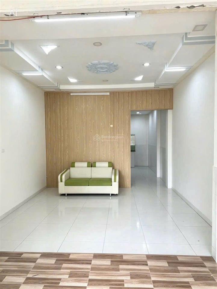 Nhà đẹp dt 4x12m 1trệt 1 lầu 2pn 2wc đường 7m thông gần chợ, trường, bến xe bus hiệp thành q12, 7tr