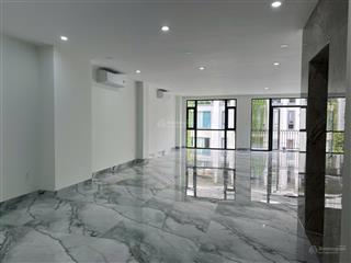 Cho thuê văn phòng vạn phúc city, thủ đức giá chỉ 14tr / tầng