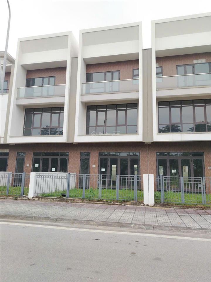 Duy nhất 1 căn góc sh1  120m2 mặt đường kinh doanh sầm uất,vốn chỉ từ 3,8 tỷ.miễn lãi gốc 24 tháng