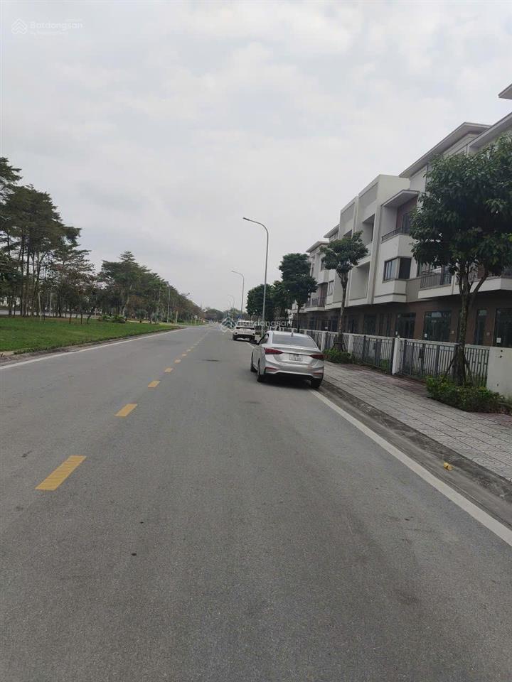 Duy nhất 1 căn góc sh1  120m2 mặt đường kinh doanh sầm uất,vốn chỉ từ 3,8 tỷ.miễn lãi gốc 24 tháng