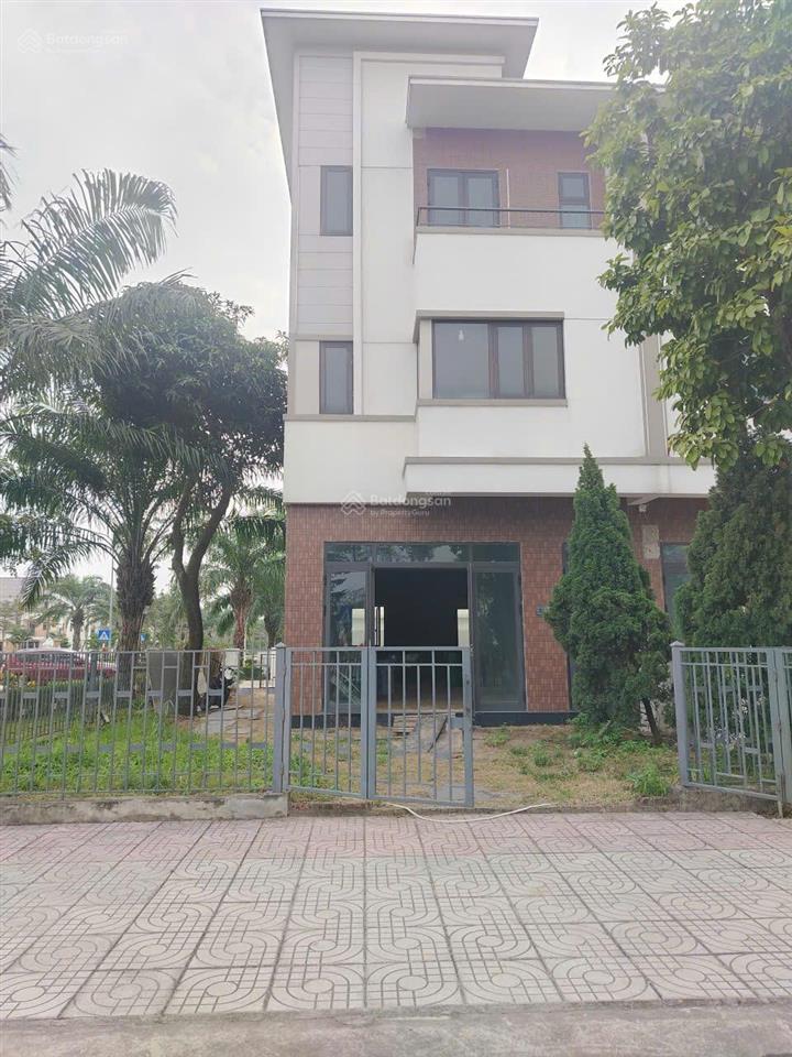 Duy nhất 1 căn góc sh1  120m2 mặt đường kinh doanh sầm uất,vốn chỉ từ 3,8 tỷ.miễn lãi gốc 24 tháng