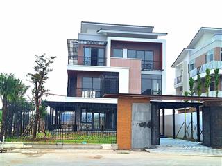 Biệt thự đơn lập view sông tự nhiên giá chỉ hơn 80tr/m . vào tiền chỉ 30% ,miễn lãi gốc 24 tháng .