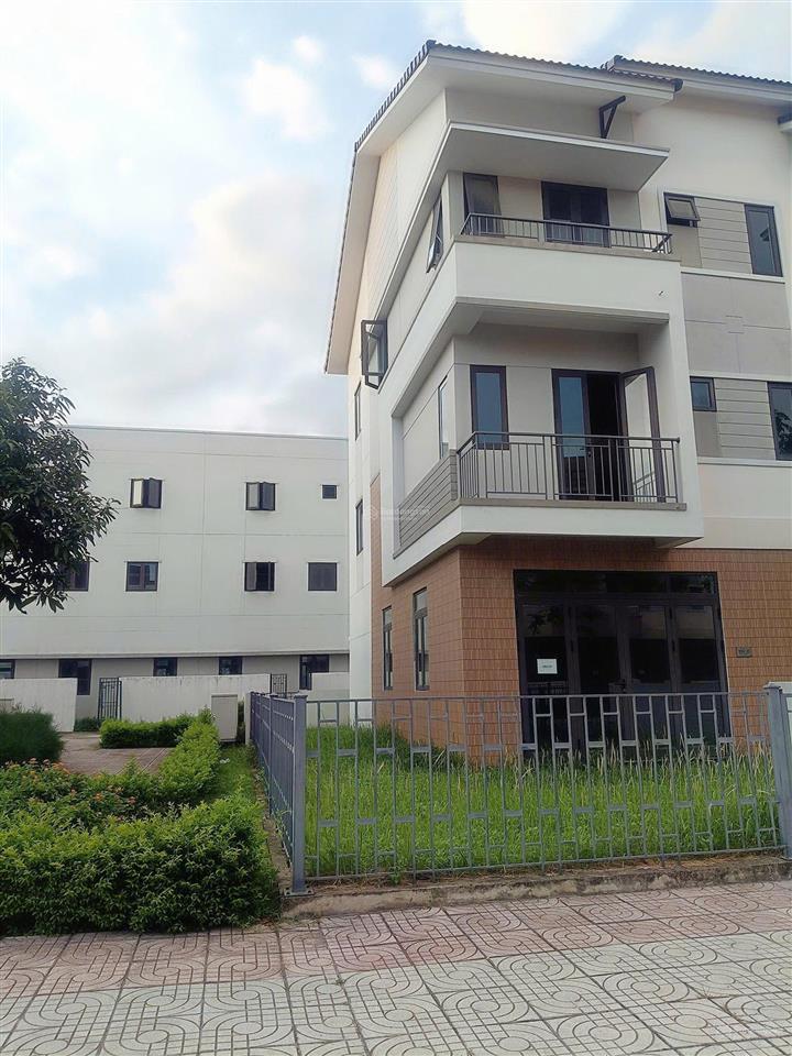 Siêu phẩm ngàn năm có 1 căn góc vườn hoa 160 m2 ,vào tiền chỉ nhỉnh 3 tỷ , miễn lãi gốc 24 tháng