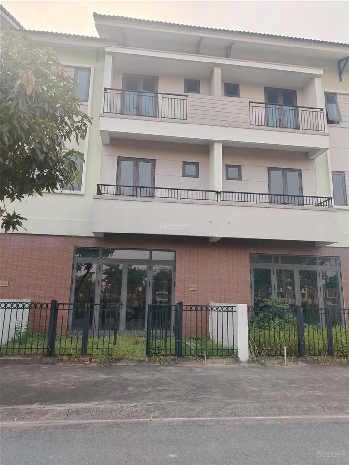Hiếm có 1 căn áp góc view công viên 90m, mặt tiền 6m, 8,x tỷ. kinh doanh cực tốt, để ở cực thoáng.