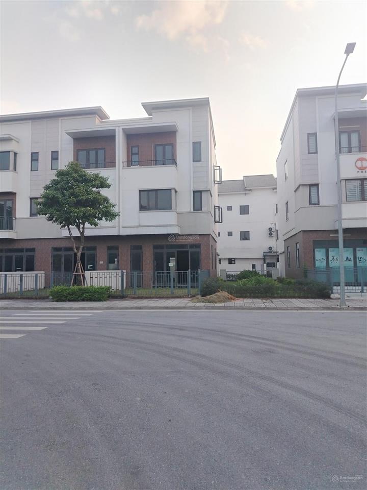 Duy nhất 1 căn góc sh1 tại centa rvs, kinh doanh bất chấp. vào tiền chỉ nhỉnh 4 tỷ,miễn lãi gốc 24t