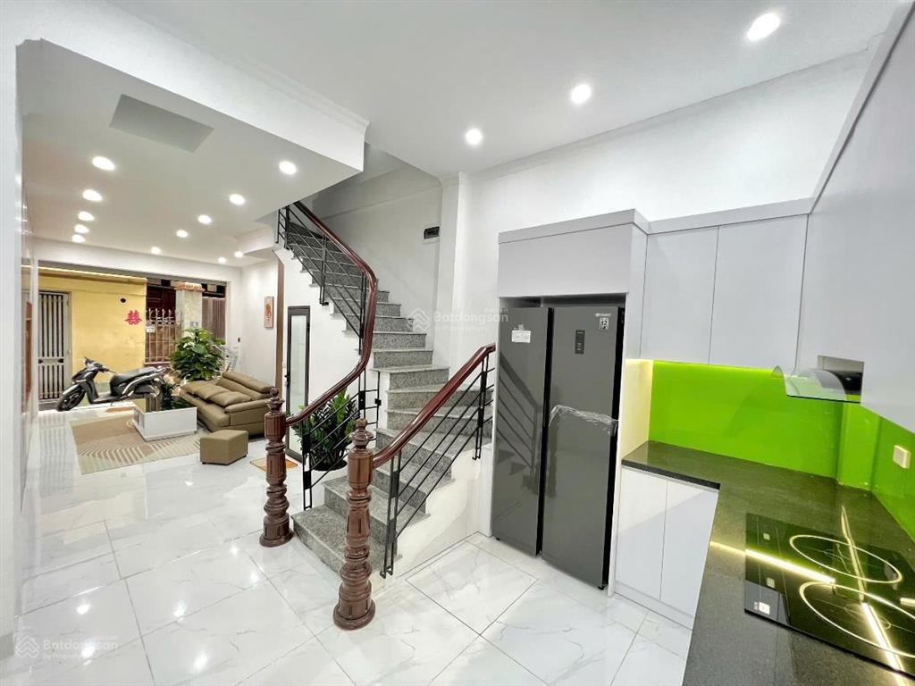 Hiếm trong tầm giá ! thuỵ khuê nhà 2 thoáng trước sau, mt 5m, dân xây, ba gác, full nt, ở ngay.