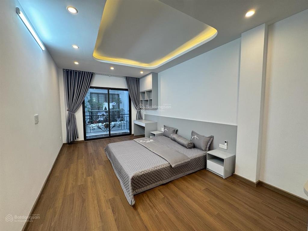 Hiếm trong tầm giá ! thuỵ khuê nhà 2 thoáng trước sau, mt 5m, dân xây, ba gác, full nt, ở ngay.