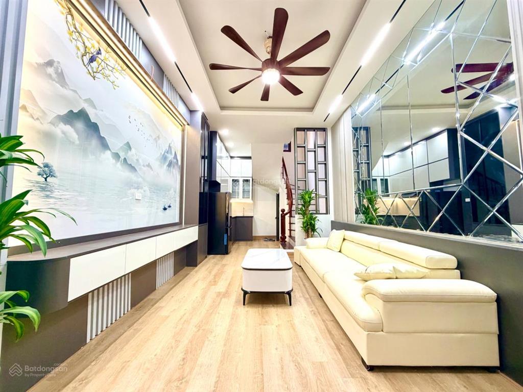Đẹp quá ! phố thuỵ khuê, thoáng vĩnh viễn, dân xây kcbt, ngõ thông, ba gác , sân xe, 40m*6t