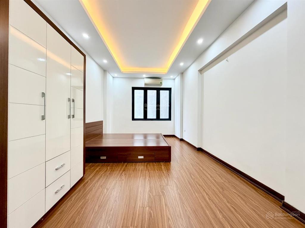 Đẹp quá ! phố thuỵ khuê, thoáng vĩnh viễn, dân xây kcbt, ngõ thông, ba gác , sân xe, 40m*6t