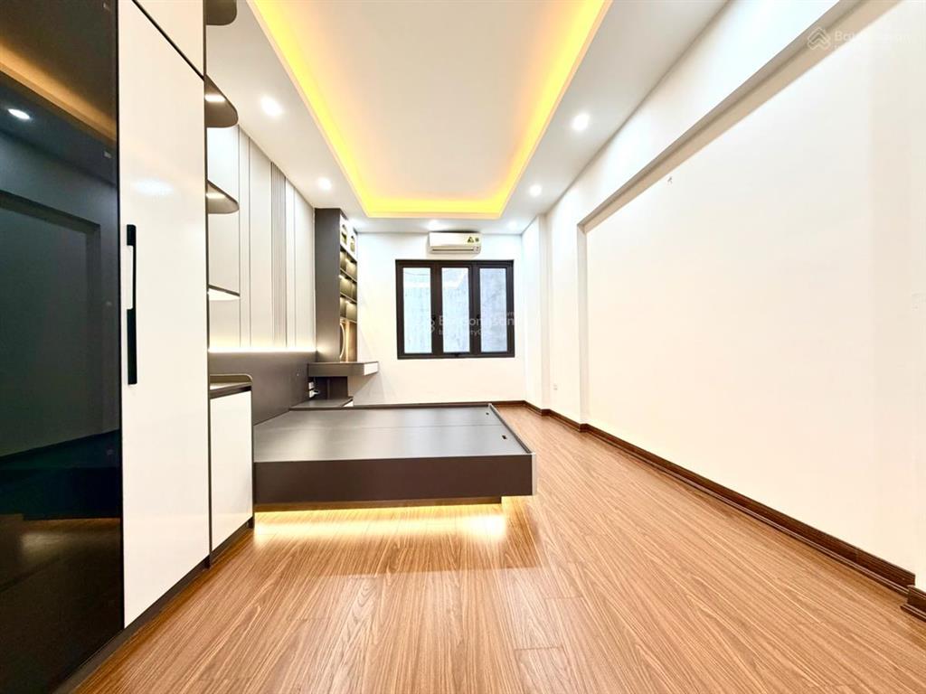 Đẹp quá ! phố thuỵ khuê, thoáng vĩnh viễn, dân xây kcbt, ngõ thông, ba gác , sân xe, 40m*6t